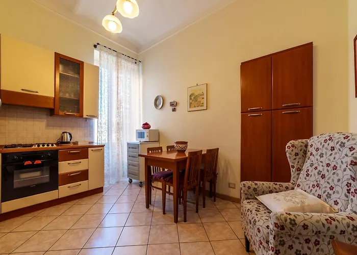 Apartment Guesthost - The Secret Garden Of Rome! X2